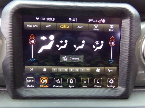 Used 2023 Jeep Gladiator Overland w/ Cold Weather Group image 47