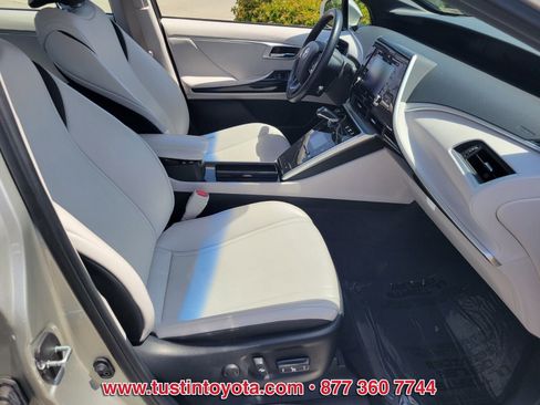 Certified 2020 Toyota Mirai FWD image 15