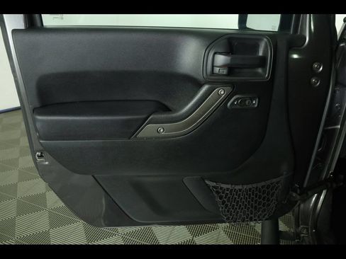 Used 2016 Jeep Wrangler Unlimited Sport w/ Quick Order Package 24S AWD/4WD image 13