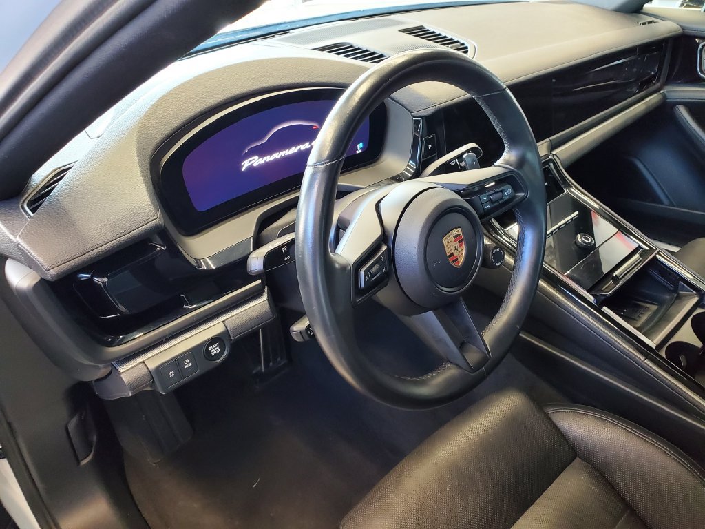 Used 2025 Porsche Panamera 4 AWD/4WD image 21
