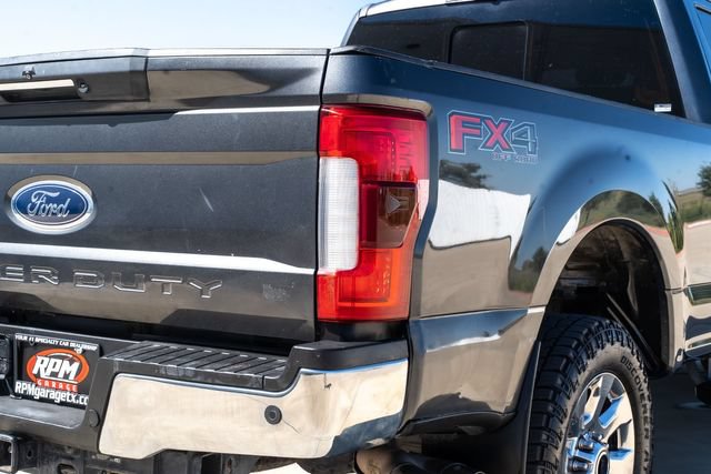 Used 2017 Ford F250 Lariat w/ Lariat Ultimate Package AWD/4WD image 11