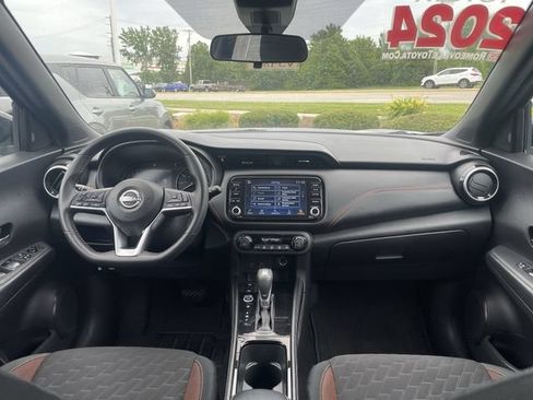 Used 2024 Nissan Kicks SR FWD image 38