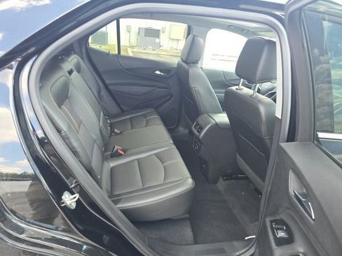 Used 2023 Chevrolet Equinox Premier image 36