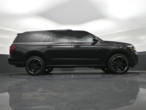 Used 2024 Ford Expedition Max Limited AWD/4WD image 30