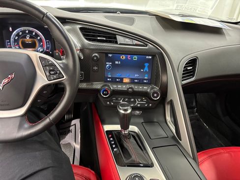 Used 2015 Chevrolet Corvette Stingray Coupe w/ 2LT Preferred Equipment Group image 17