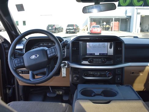 Used 2023 Ford F150 XLT image 30
