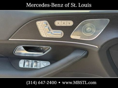 Certified 2025 Mercedes-Benz GLE 450e 4MATIC w/ Driver Assistance Package image 18