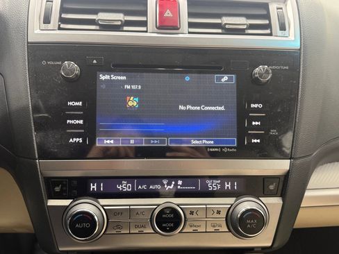 Used 2016 Subaru Outback 2.5i Premium image 16