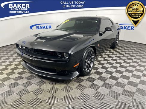 Used 2021 Dodge Challenger R/T Scat Pack w/ Plus Package image 5