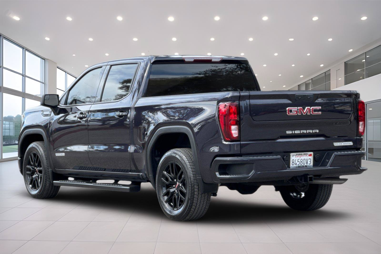 Used 2023 GMC Sierra 1500 Elevation RWD image 6