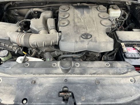 Used 2013 Toyota 4Runner Limited image 22