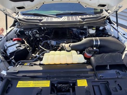 Used 2024 Ford F150 XL image 9