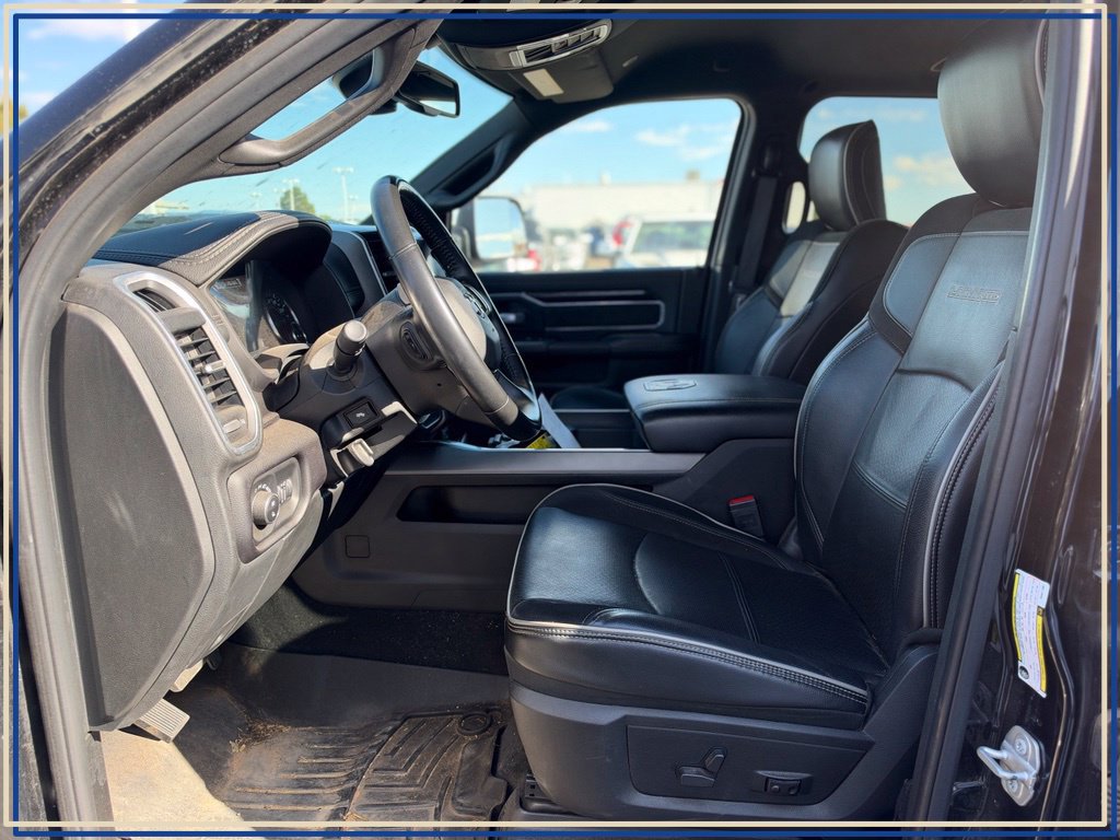 Used 2021 RAM 2500 Laramie AWD/4WD image 2
