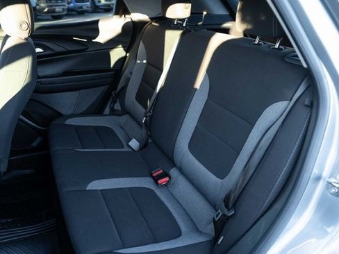 Used 2023 Chevrolet TrailBlazer LT w/ Convenience Package image 14