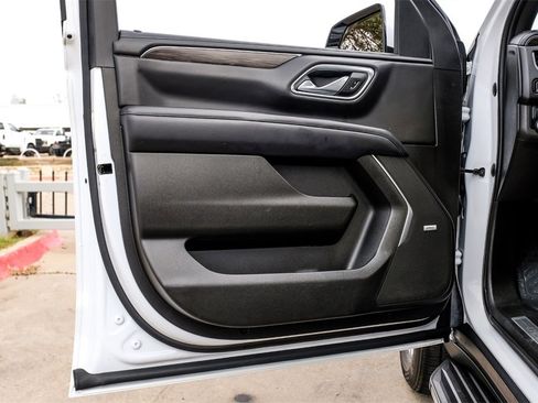 Used 2021 Chevrolet Tahoe LT image 44