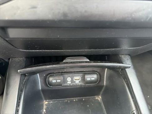 Used 2019 Kia Sorento FWD image 22