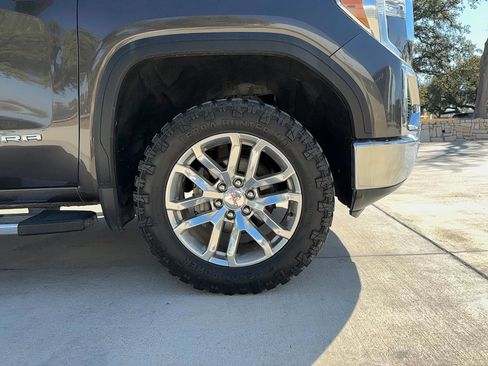 Used 2019 GMC Sierra 1500 SLT w/ SLT Premium Plus Package image 9