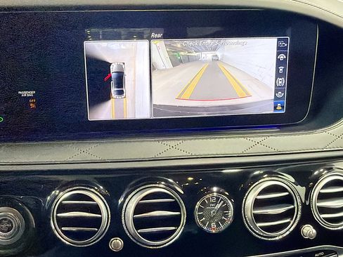 Used 2020 Mercedes-Benz Maybach S 560 4MATIC image 32