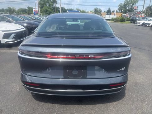 Used 2025 Lucid Air Pure RWD image 4