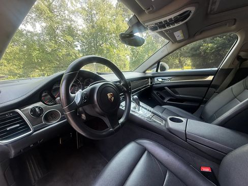 Used 2013 Porsche Panamera 4 AWD/4WD image 14