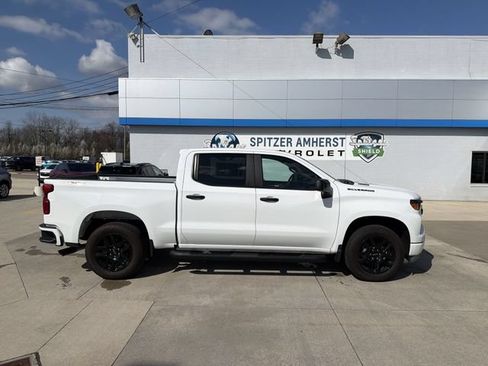 Used 2025 Chevrolet Silverado 1500 Custom w/ Turbomax Blackout Package AWD/4WD image 11