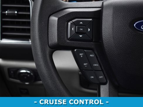 Used 2018 Ford F150 XLT w/ Trailer Tow Package image 12