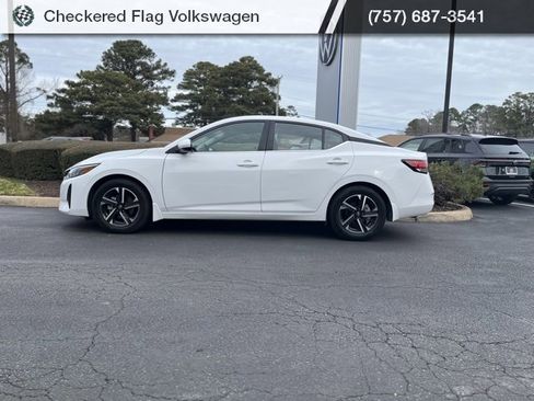 Used 2024 Nissan Sentra SV image 7