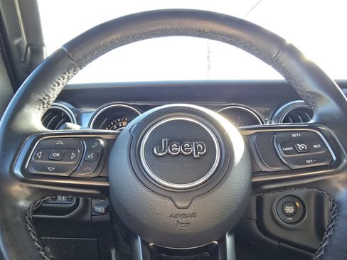 Used 2020 Jeep Wrangler Unlimited Sport image 21