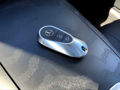 New 2026 Mercedes-Benz E 350 4MATIC Sedan image 21