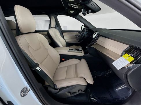 Certified 2026 Volvo XC90 B6 Ultra w/ Protection Package AWD/4WD image 30