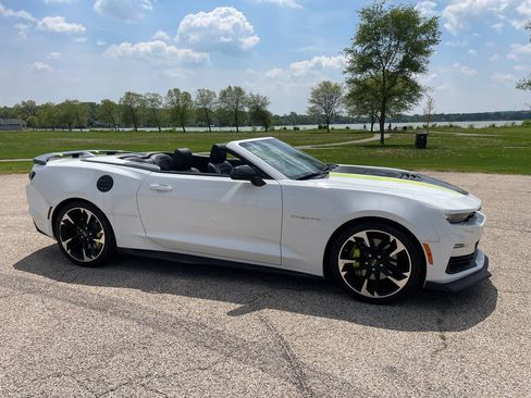 Used 2023 Chevrolet Camaro SS RWD image 29