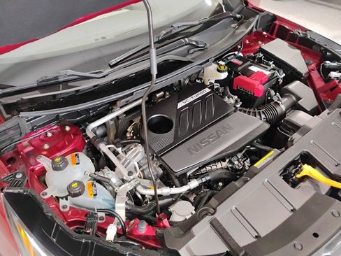 Used 2023 Nissan Rogue SV FWD image 31