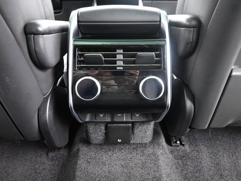 Used 2023 Land Rover Range Rover SE image 21