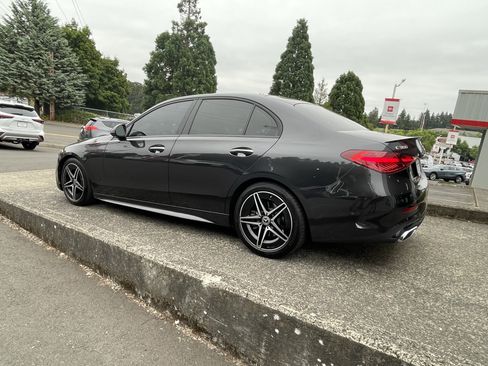Used 2022 Mercedes-Benz C 300 4MATIC Sedan image 5
