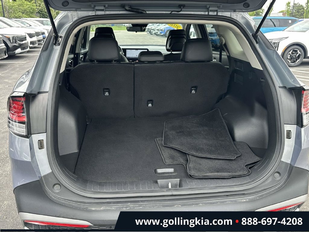 Certified 2024 Kia Sportage EX FWD image 8
