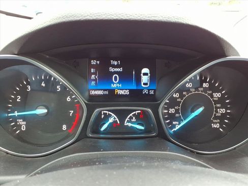 Used 2018 Ford Escape Titanium image 19