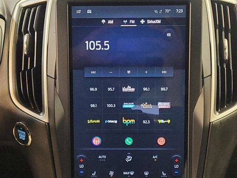 Used 2023 Ford Edge SEL image 25