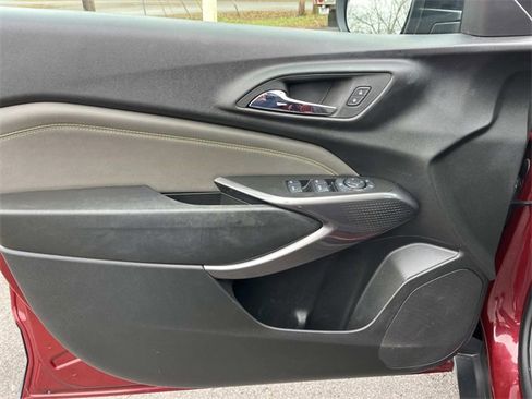 Used 2024 Chevrolet Trax ACTIV w/ Sunroof Package image 27