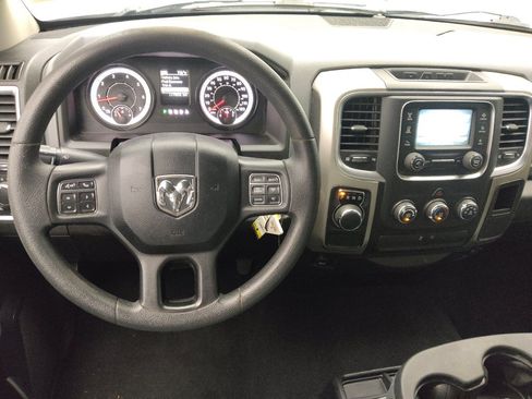 Used 2019 RAM 1500 Classic SLT RWD image 22
