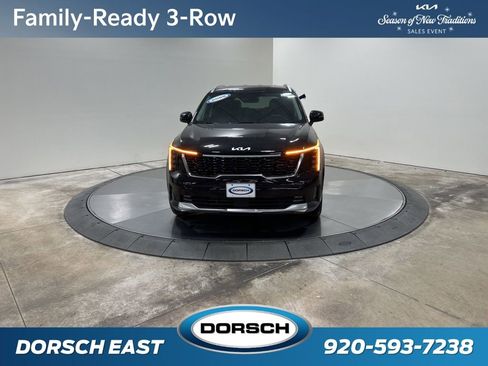 New 2025 Kia Sorento EX image 2