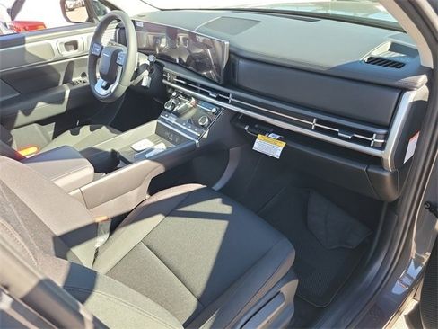 New 2026 Hyundai Santa Fe SE image 15