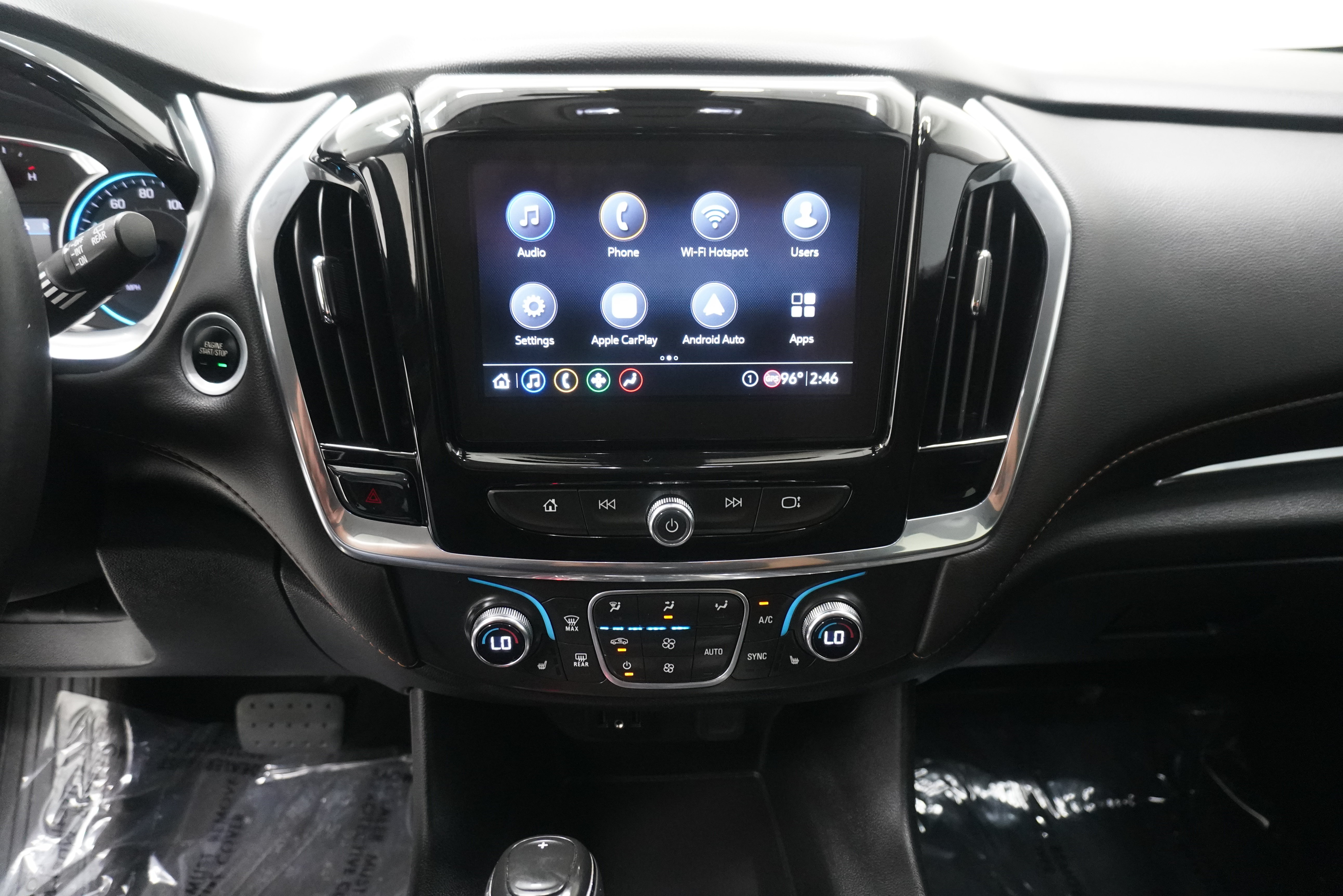 Used 2020 Chevrolet Traverse LT FWD image 20