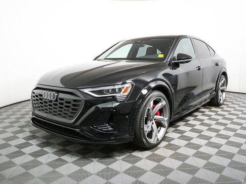 Used 2024 Audi SQ8 e-tron Premium Plus w/ Black Optic Package AWD/4WD image 34