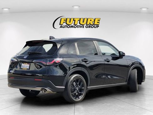 Used 2024 Honda HR-V Sport image 4