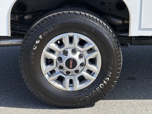 New 2026 GMC Sierra 2500 Pro w/ Convenience Package RWD image 26