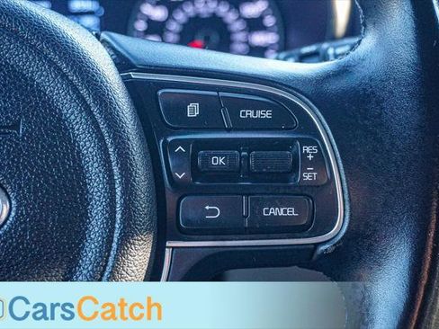 Used 2016 Kia Optima LX image 32