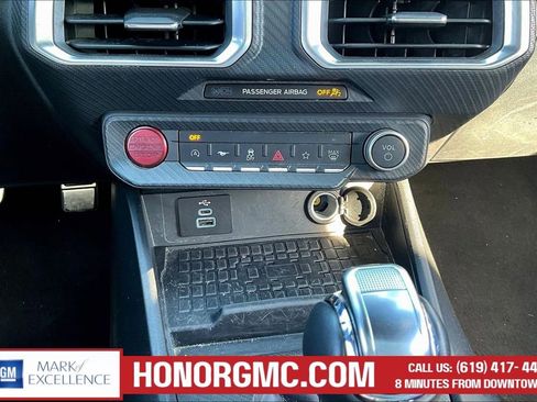 Used 2024 Ford Mustang Premium image 15
