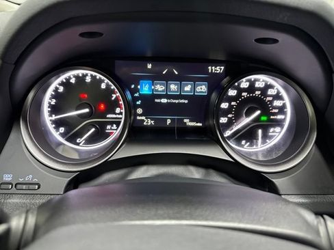 Used 2021 Toyota Camry SE AWD/4WD image 15