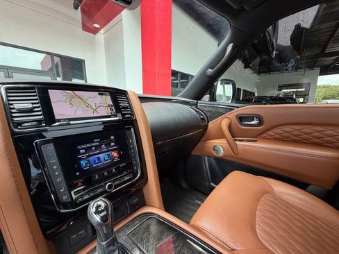 Used 2021 INFINITI QX80 Sensory w/ All-Season Package AWD/4WD image 29