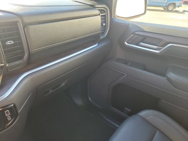 Used 2026 GMC Sierra 1500 SLT RWD image 27